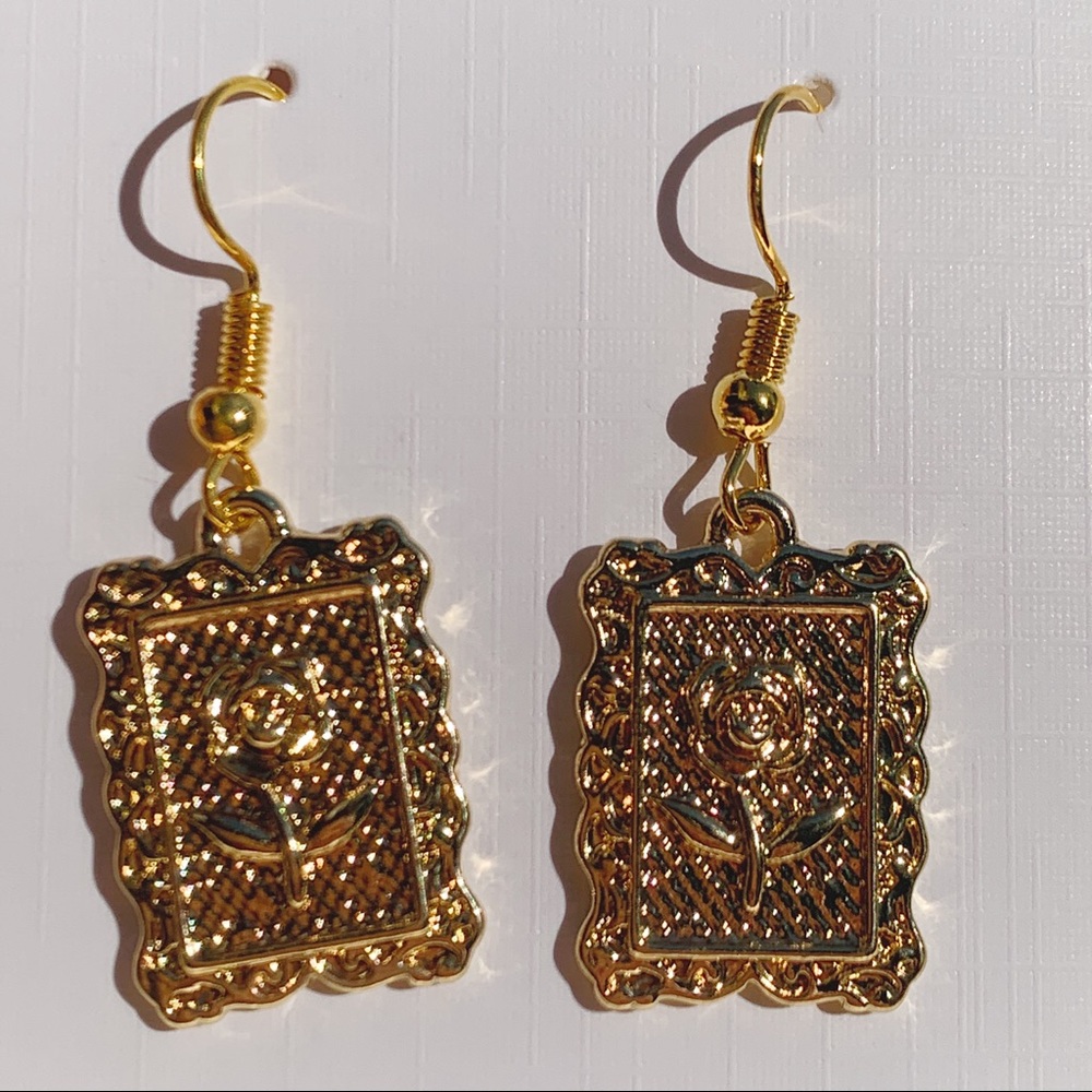 Rose Pendant Earrings